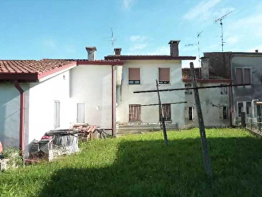 Immagine 2 di Casa indipendente in vendita  in Via Caseggiato 18B - 20 a Boschi Sant'anna