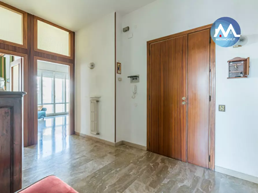 Immagine 11 di Appartamento in vendita  in Via Vittorio Veneto a Pesaro