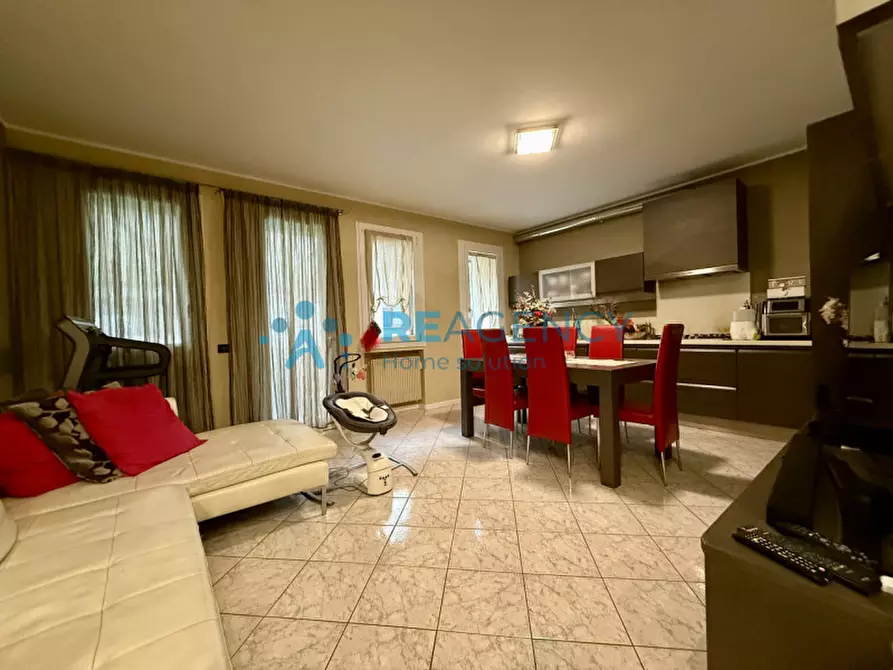 Immagine 2 di Appartamento in vendita  in Via Rimini, 54 a Altavilla Vicentina