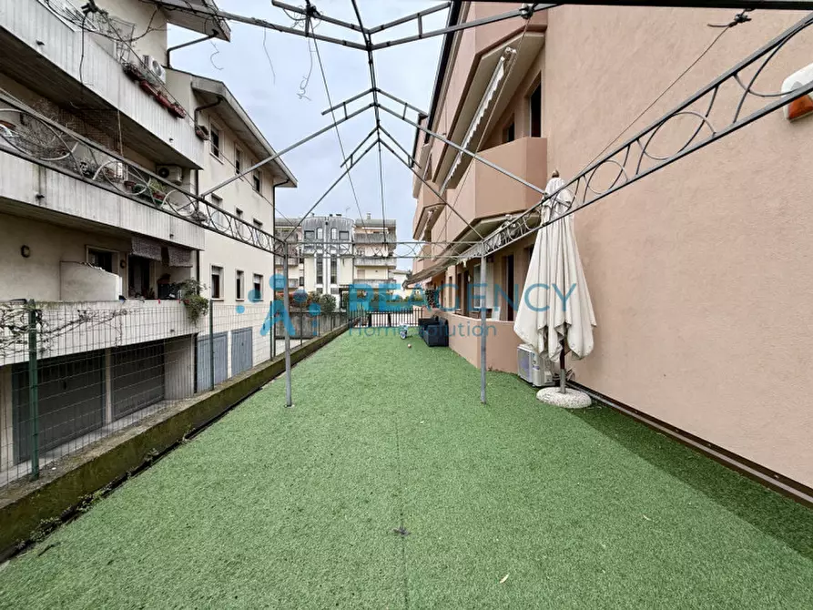 Immagine 12 di Appartamento in vendita  in Via Rimini, 54 a Altavilla Vicentina