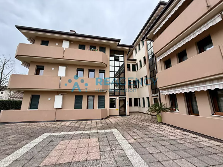 Immagine 13 di Appartamento in vendita  in Via Rimini, 54 a Altavilla Vicentina