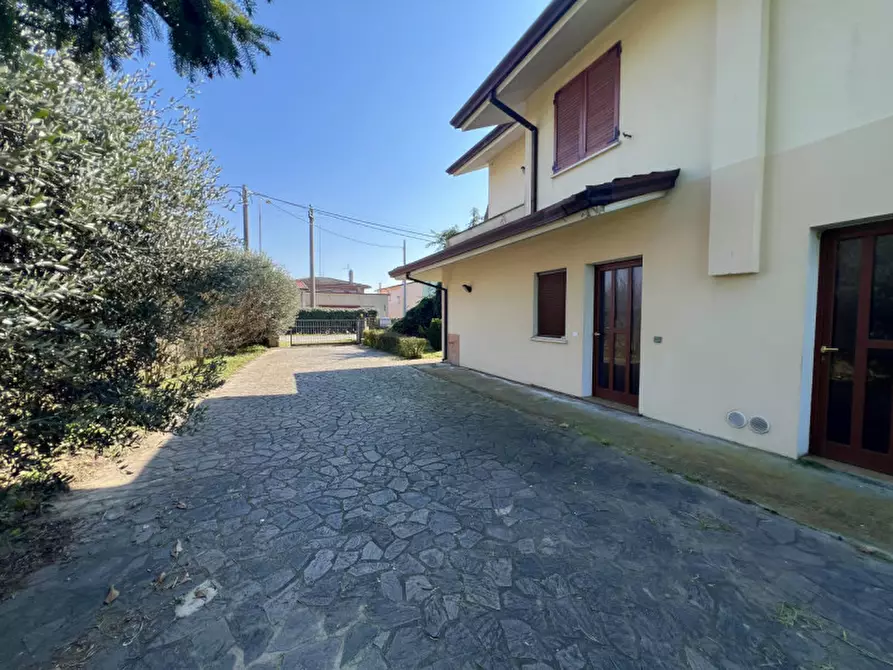 Immagine 3 di Villa in vendita  in Via Sant'Agostino 305 a Castagnaro