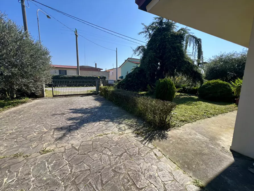 Immagine 5 di Villa in vendita  in Via Sant'Agostino 305 a Castagnaro