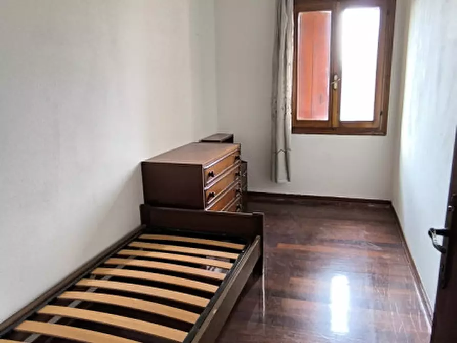 Immagine 7 di Casa indipendente in vendita  a Conegliano
