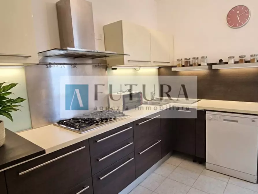 Immagine 3 di Appartamento in vendita  in Via Battaglione Monte Baldo, 26 a Vicenza