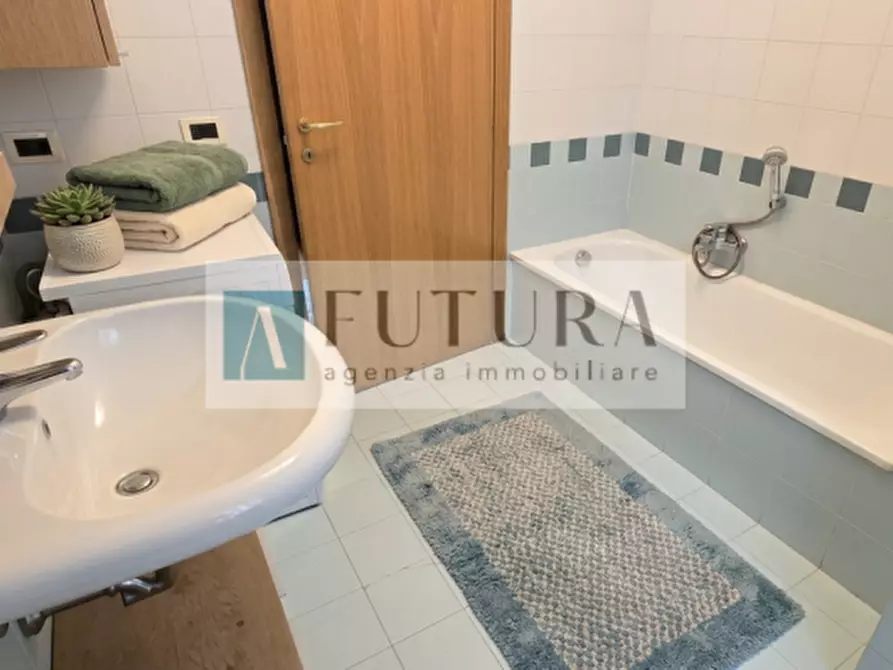 Immagine 5 di Appartamento in vendita  in Via Battaglione Monte Baldo, 26 a Vicenza