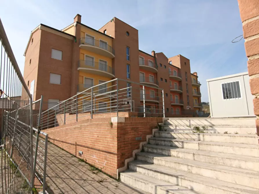 Immagine 11 di Appartamento in vendita  a Sinalunga