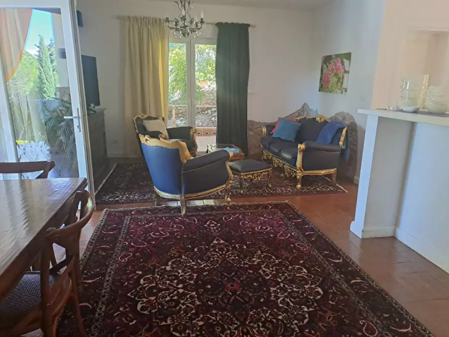 Immagine 9 di Villa in vendita  a Perugia