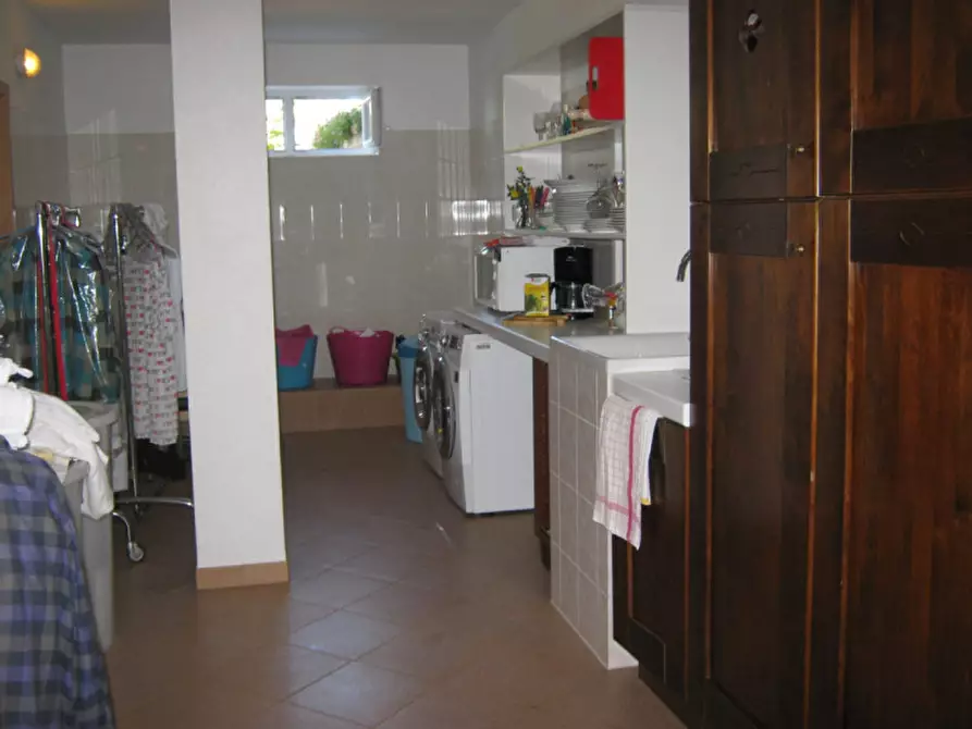 Immagine 14 di Villa in vendita  a Perugia