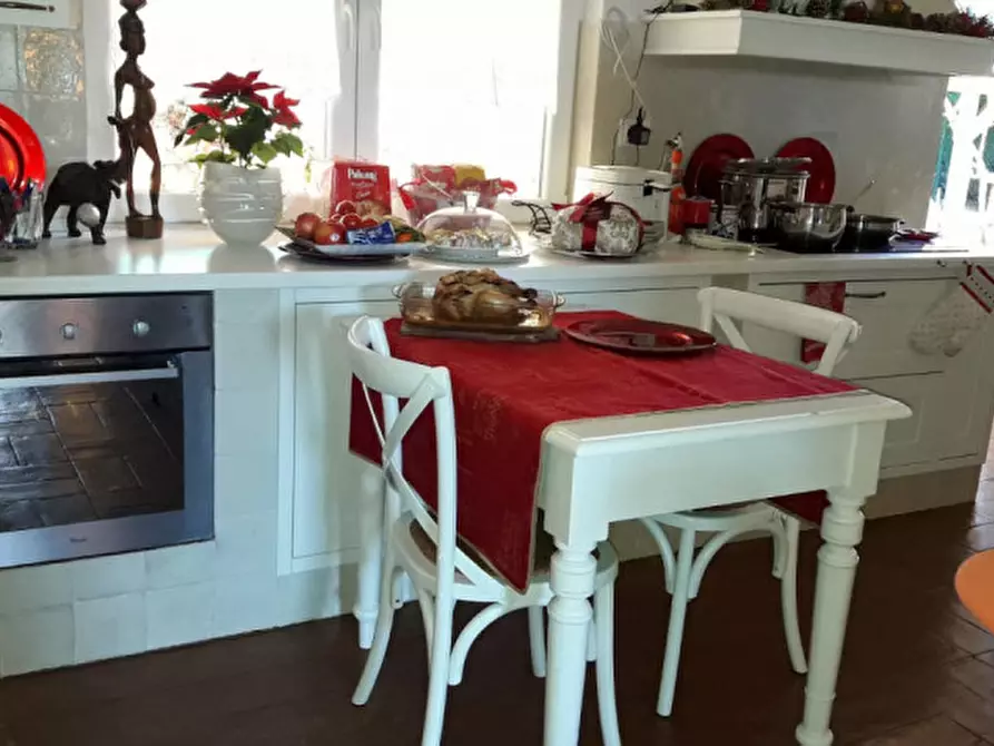 Immagine 27 di Villa in vendita  a Perugia