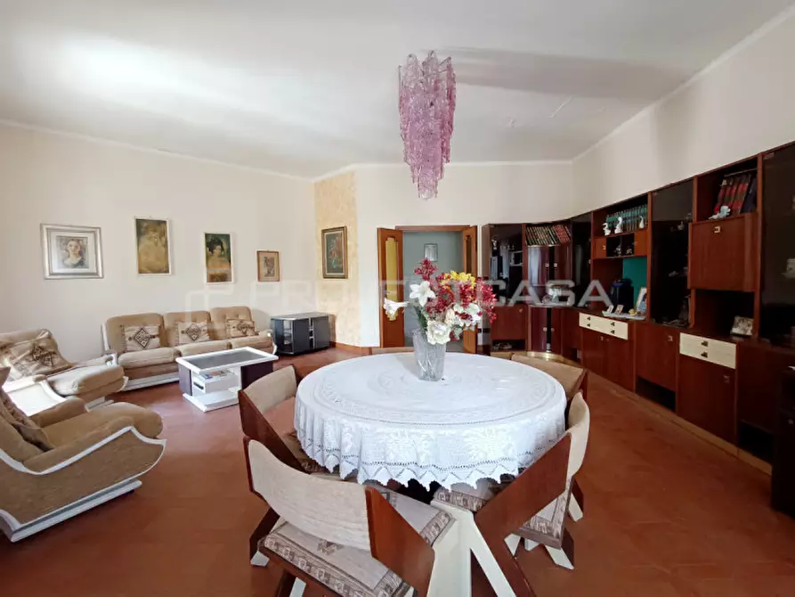 Immagine 4 di Appartamento in vendita  in Via Vincenzo Consiglio 1 a Maglie
