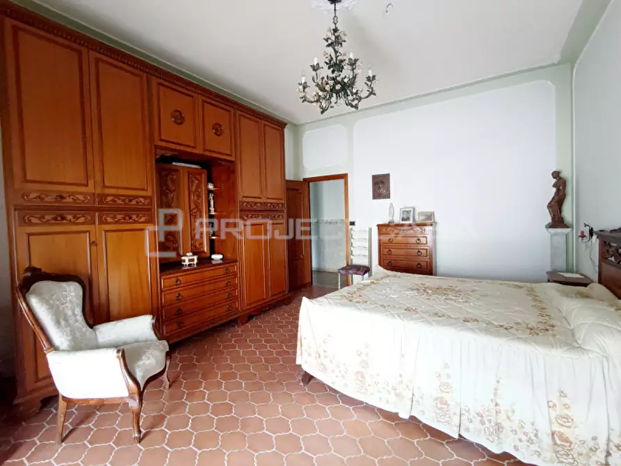 Immagine 11 di Appartamento in vendita  in Via Vincenzo Consiglio 1 a Maglie