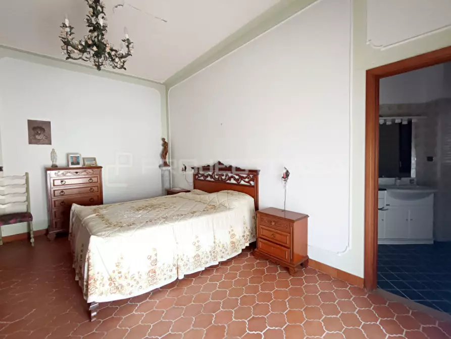 Immagine 12 di Appartamento in vendita  in Via Vincenzo Consiglio 1 a Maglie