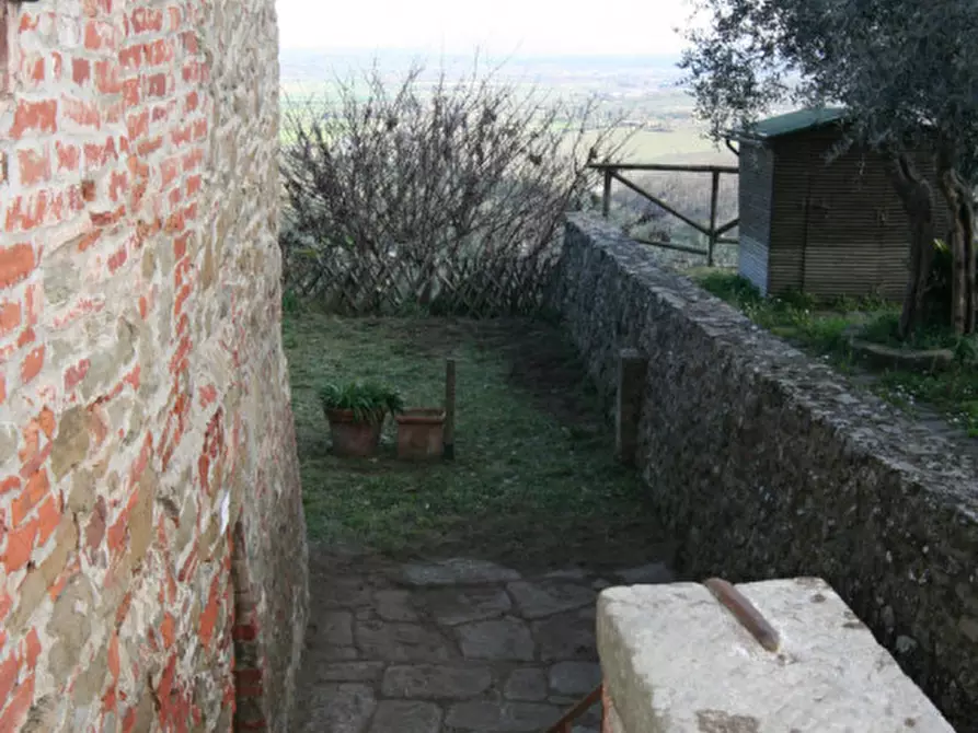 Immagine 17 di Casa indipendente in vendita  a Sinalunga