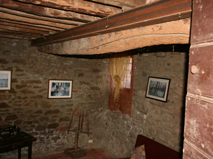 Immagine 18 di Casa indipendente in vendita  a Sinalunga