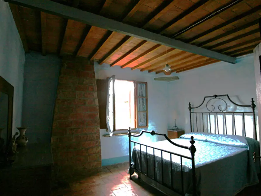 Immagine 43 di Casa indipendente in vendita  a Sinalunga