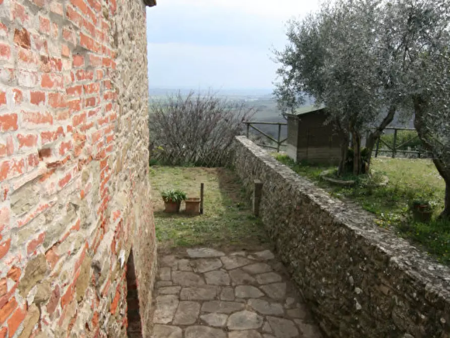Immagine 45 di Casa indipendente in vendita  a Sinalunga