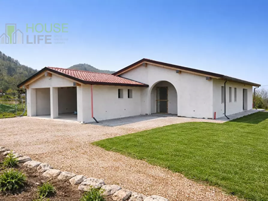 Immagine 3 di Casa indipendente in vendita  in Via Roma a Malo