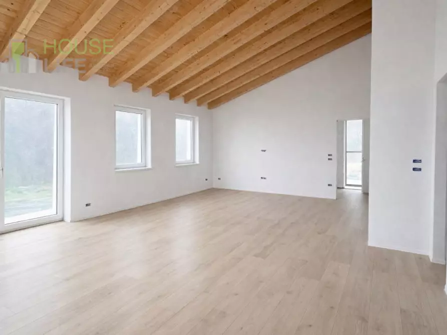 Immagine 1 di Casa indipendente in vendita  in Via Soglio a Monte Di Malo