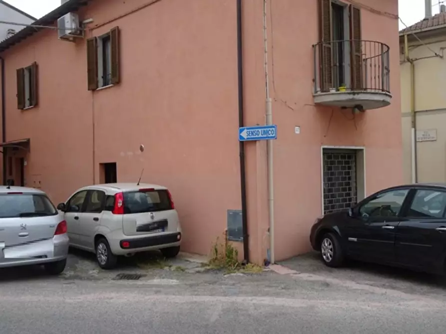 Immagine 7 di Negozio in vendita  in via Campomicciolo, N. 87 a Terni