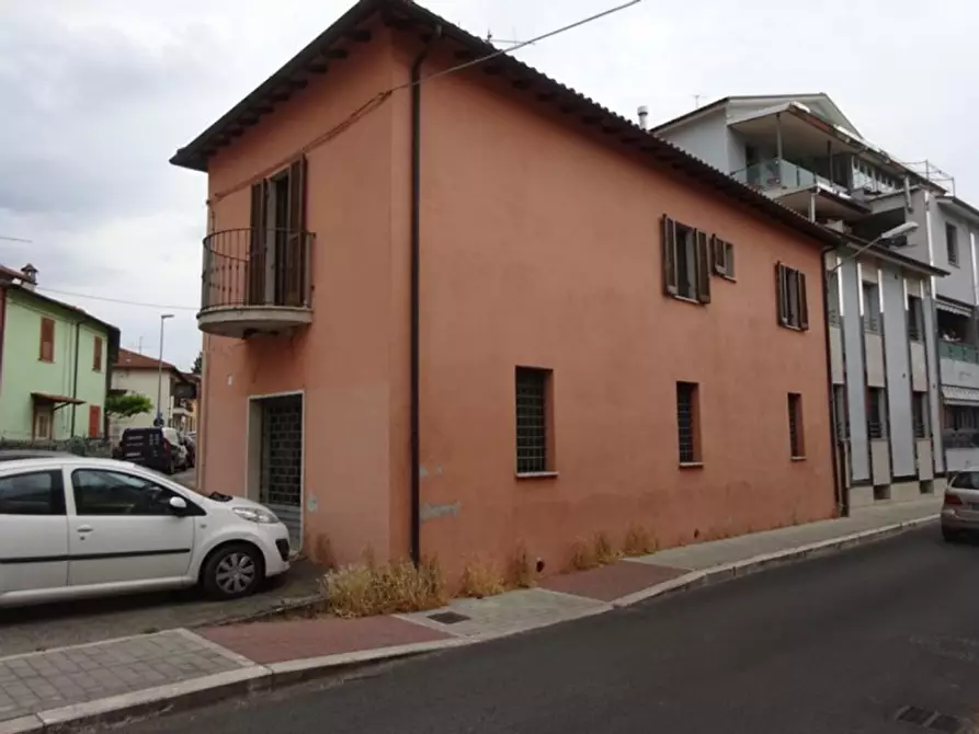 Immagine 9 di Negozio in vendita  in via Campomicciolo, N. 87 a Terni