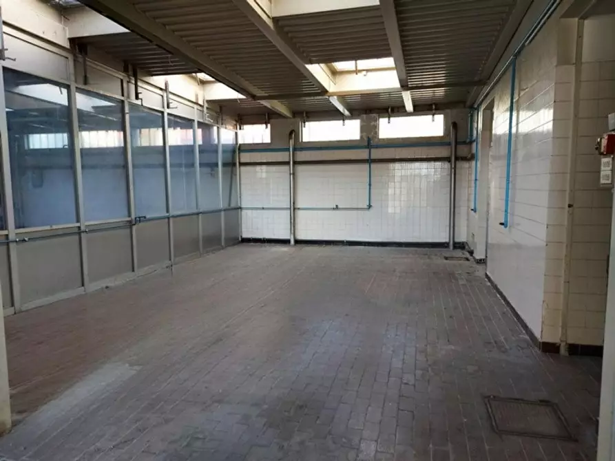 Immagine 9 di Capannone industriale in vendita  in via Monte Santo, N. 9 a Carnago