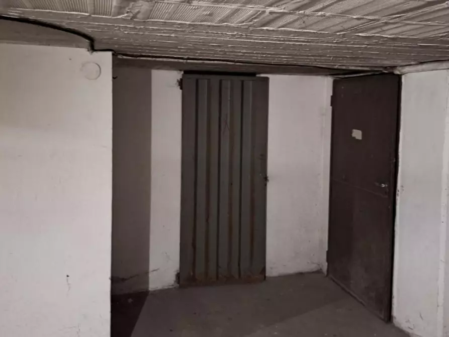 Immagine 1 di Cantina in vendita  in Canale Molinetto, N. 21 a Ravenna