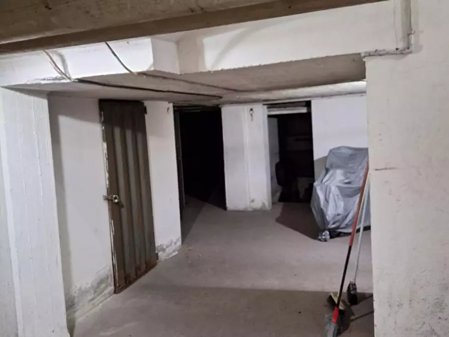 Immagine 2 di Cantina in vendita  in Canale Molinetto, N. 21 a Ravenna