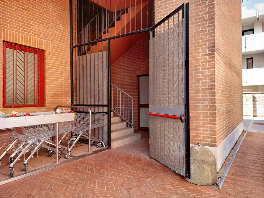 Immagine 10 di Ufficio in vendita  in Via Cesare Aroldi, N. 44 a Viadana