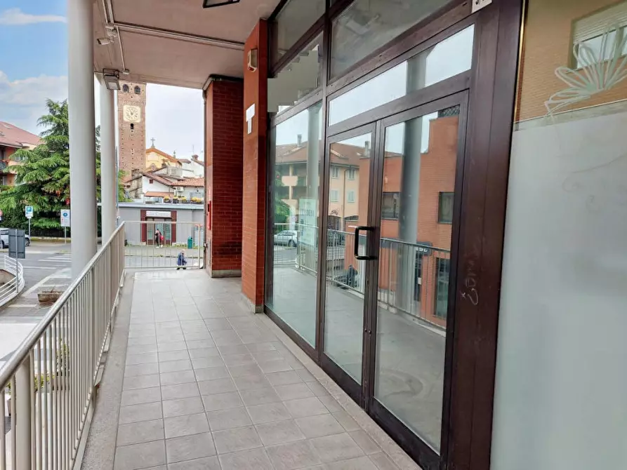 Immagine 4 di Negozio in vendita  in Via Carolina Spanna, N. 3/13 a Grugliasco