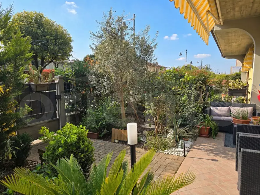 Immagine 2 di Appartamento in vendita  in via cavriana 4 a Pozzolengo