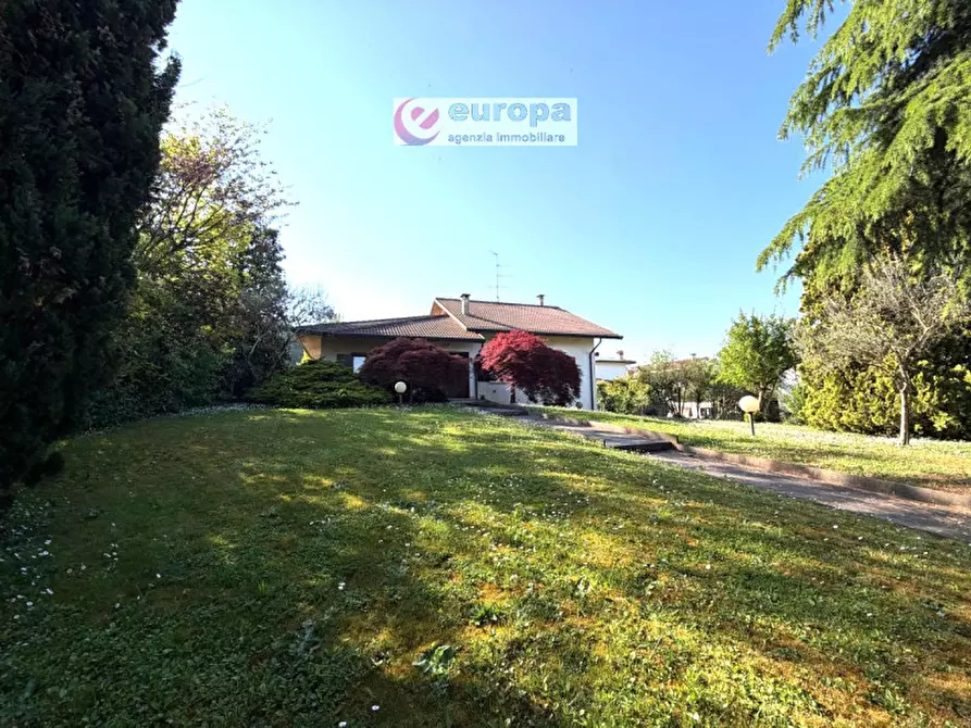 Immagine 2 di Casa indipendente in vendita  in Viale S. Agostino a Altavilla Vicentina