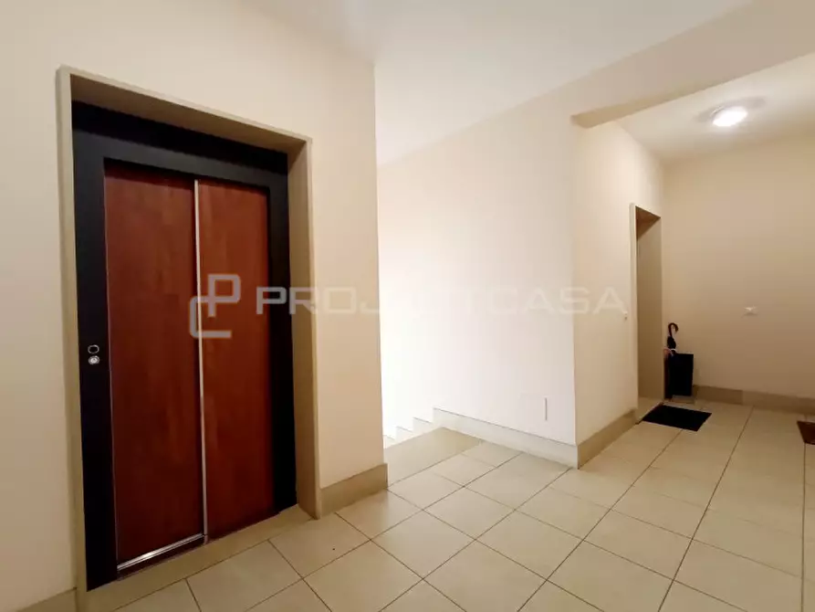 Immagine 9 di Appartamento in vendita  in Via Ferramosca 47 a Maglie