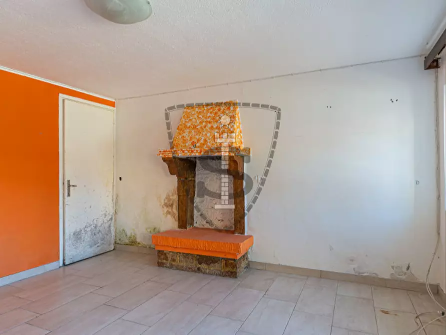 Immagine 3 di Casa indipendente in vendita  in Contrà Colpi 30 a Lusiana Conco