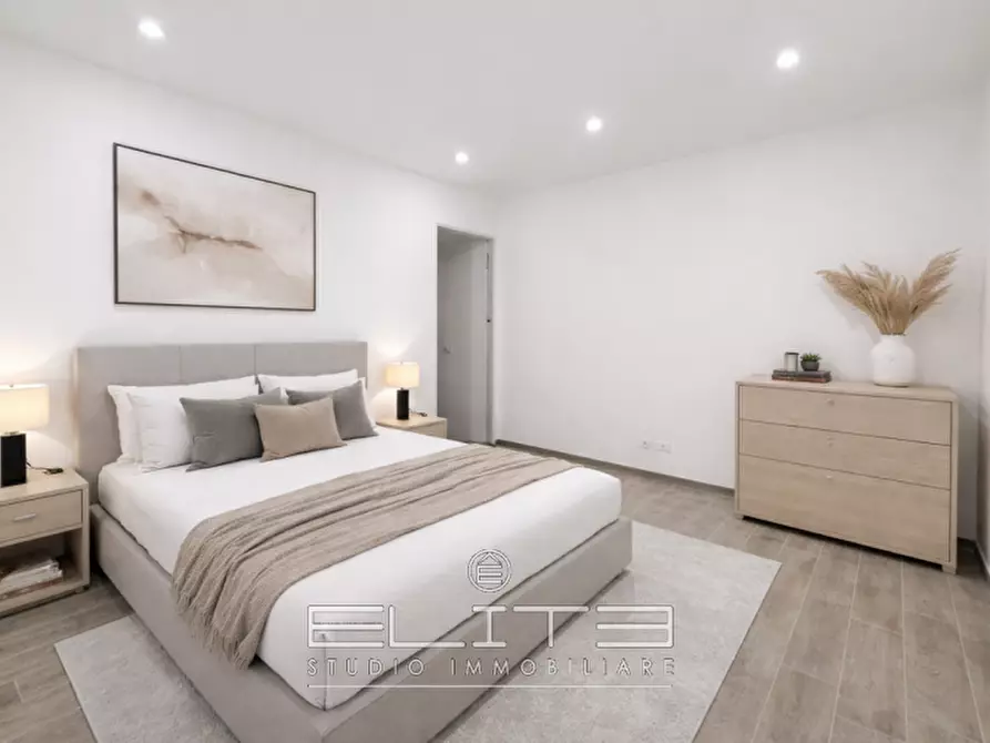 Immagine 3 di Appartamento in vendita  in via posatora a Ancona