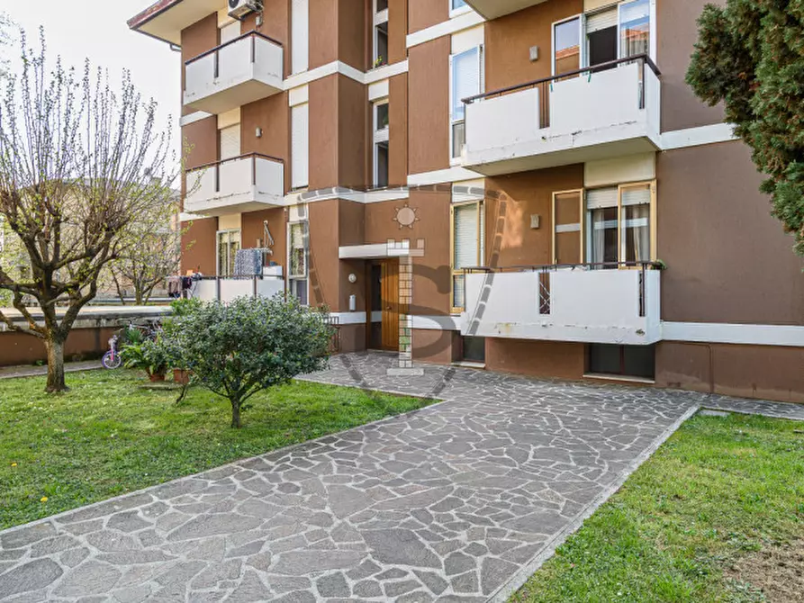 Immagine 22 di Appartamento in vendita  in Via Sardegna 8 a Bassano Del Grappa