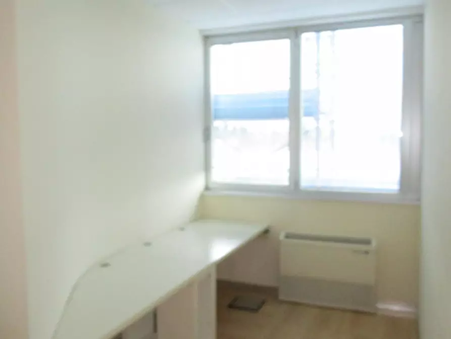 Immagine 4 di Ufficio in affitto  in via lisbona a Padova