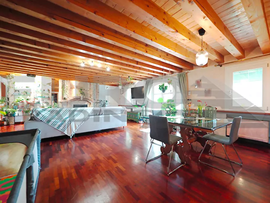 Immagine 7 di Casa indipendente in vendita  in Via Guizzetti a Casier