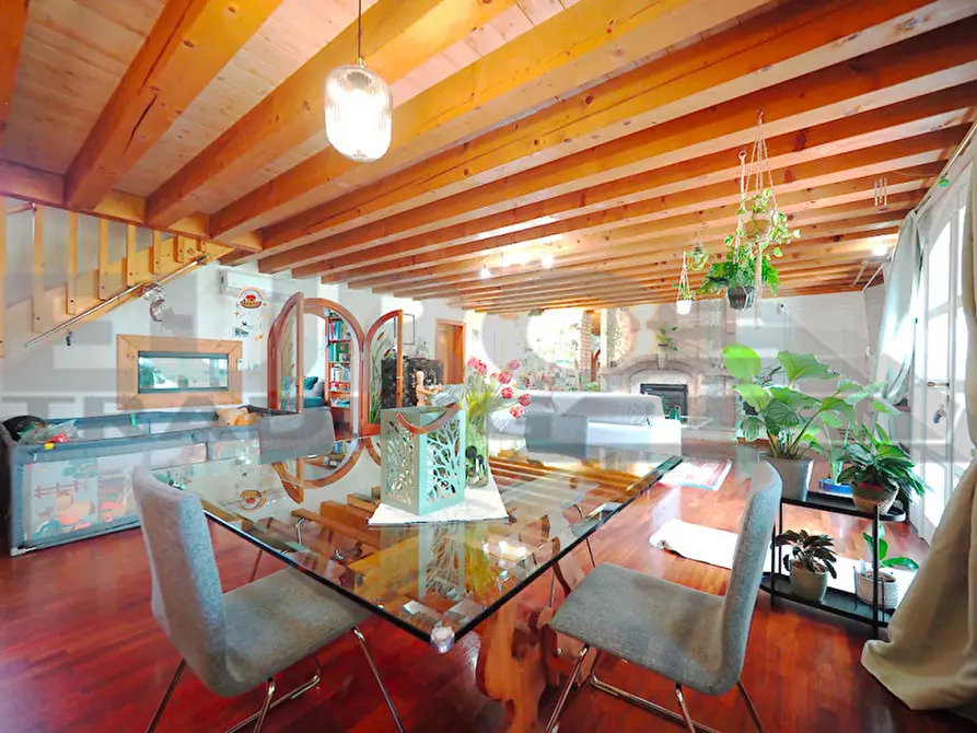 Immagine 8 di Casa indipendente in vendita  in Via Guizzetti a Casier