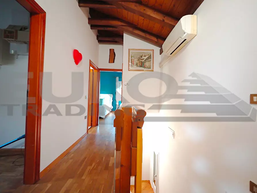 Immagine 41 di Casa indipendente in vendita  in Via Guizzetti a Casier