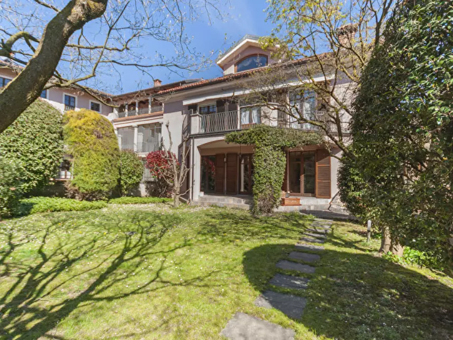 Immagine 3 di Villa in vendita  in Via Perazzi 5 a Grignasco