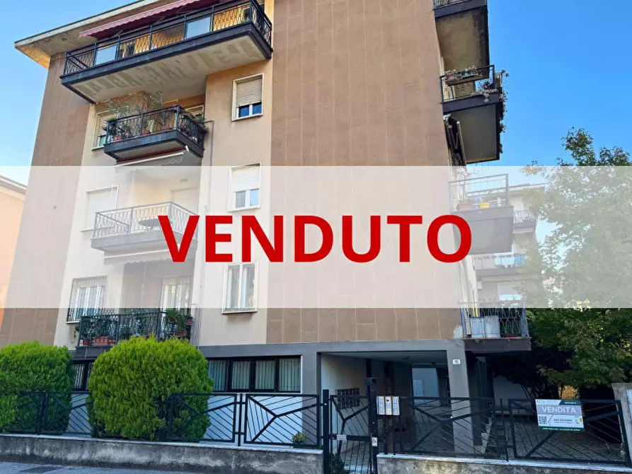 Immagine 1 di Appartamento in vendita  in Via Monte Ortigara 15 a Verona