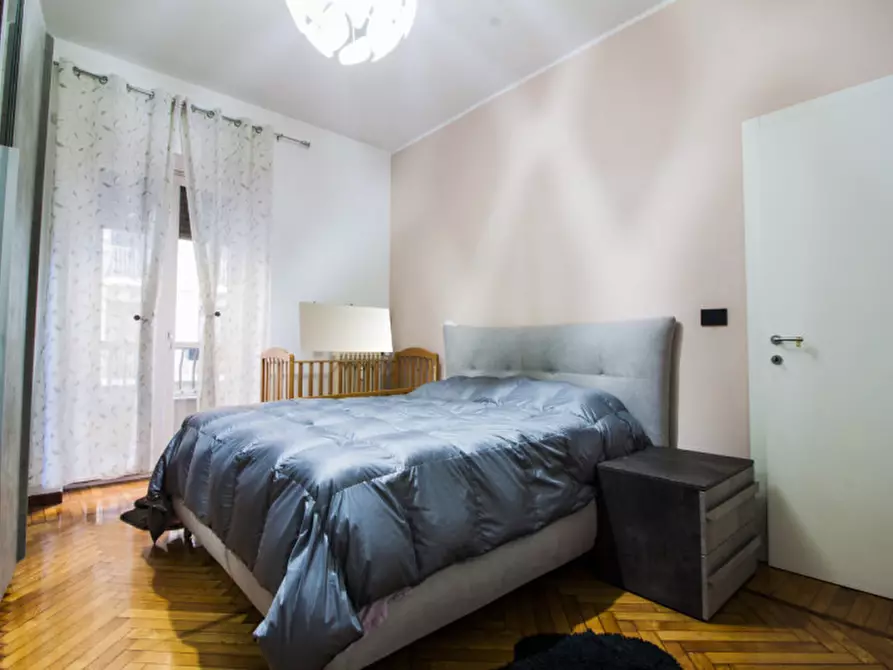 Immagine 8 di Appartamento in vendita  in Via Genova 180 a Torino