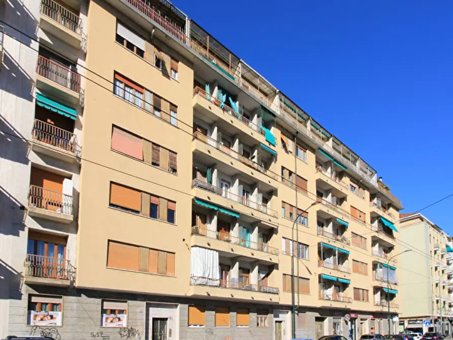 Immagine 13 di Appartamento in vendita  in Via Genova 180 a Torino