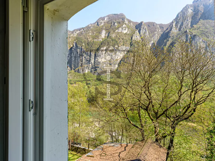 Immagine 10 di Villetta a schiera in vendita  in Via Collicello 25 a Valbrenta