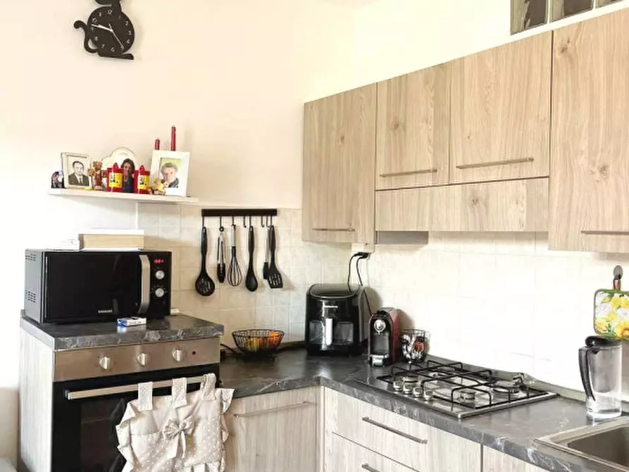 Immagine 5 di Appartamento in vendita  in Via Firenze a Castiglione Del Lago