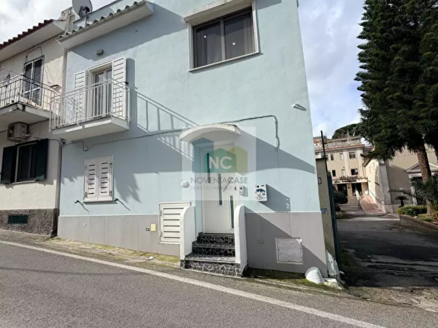 Immagine 1 di Casa indipendente in vendita  in piazza san pasquale a Casamicciola Terme