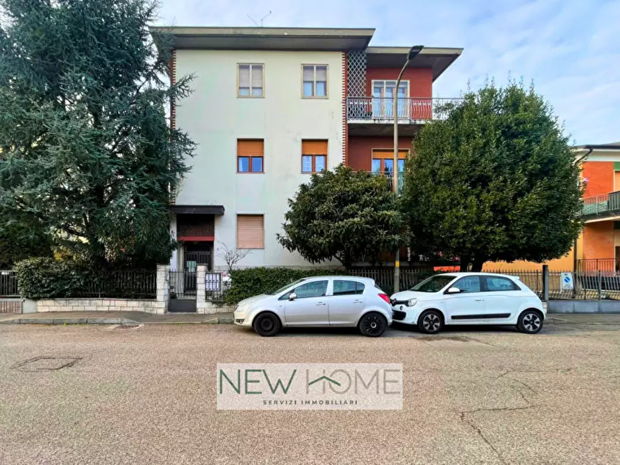 Immagine 6 di Camera in affitto  in Via Brunoro della Scala 18 a Verona