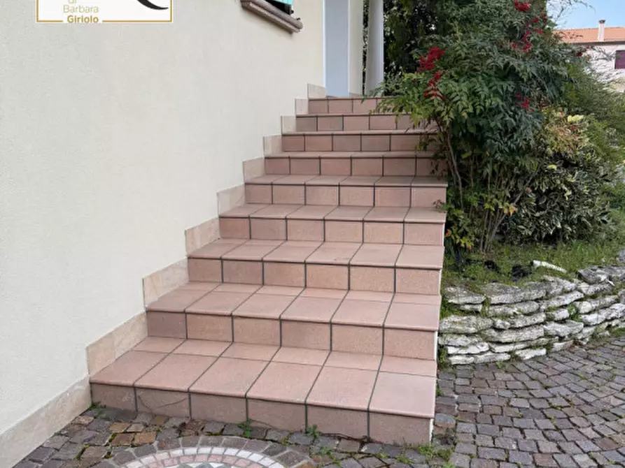 Immagine 3 di Villa in vendita  a Giacciano Con Baruchella