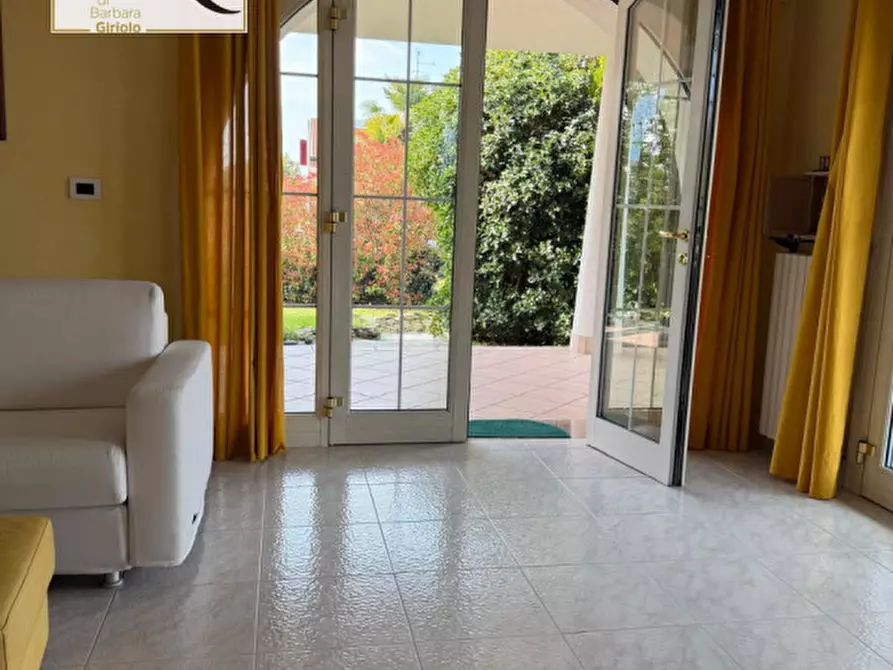 Immagine 6 di Villa in vendita  a Giacciano Con Baruchella